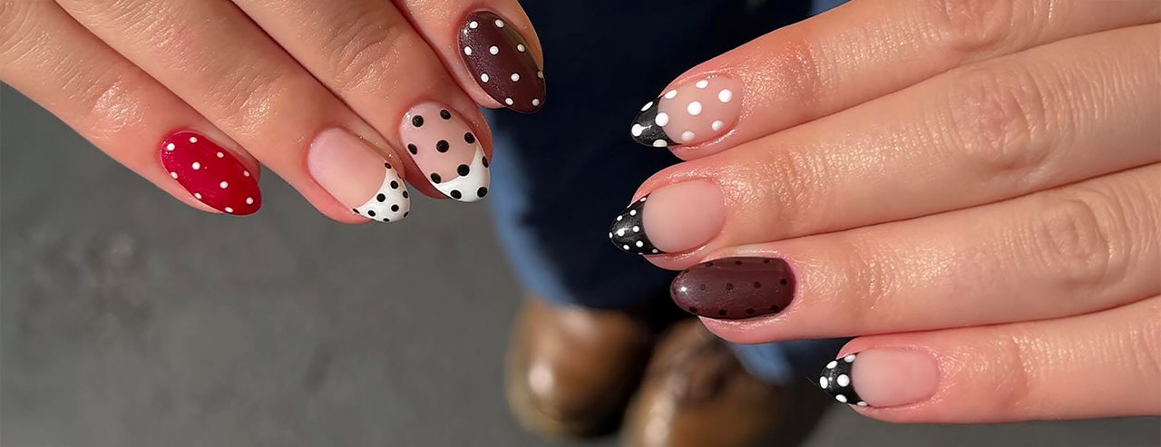 Cea mai drăguță tendință de unghii din 2026: Polka Dot Nails