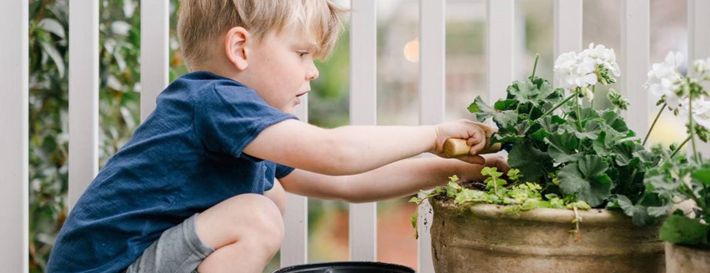 Șapte idei pentru grădinărit cu copiii