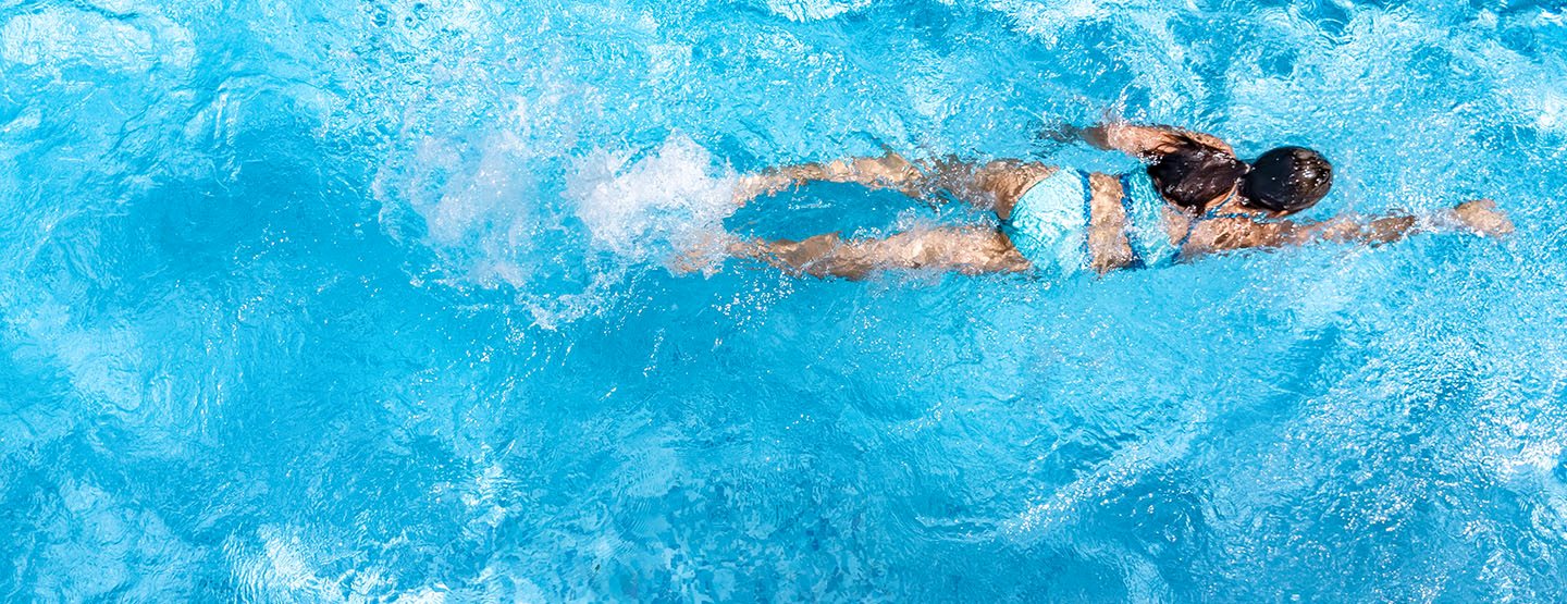Înotul: 8 sfaturi pentru antrenamentul în apă 