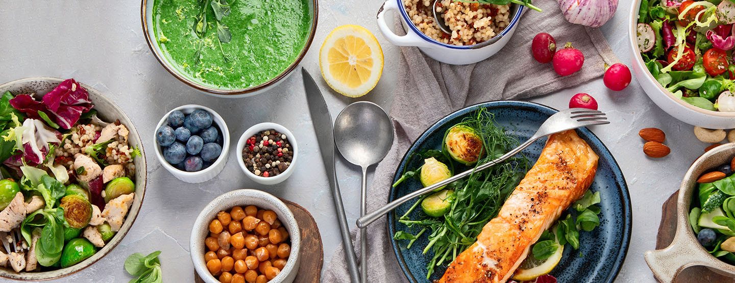 Nutriție antiinflamatoare: Cele mai bune alimente împotriva inflamațiilor