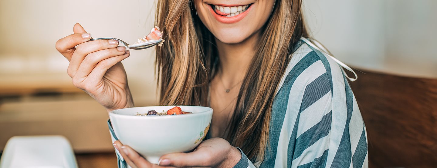 Biotină: ce beneficii are vitamina frumuseții?