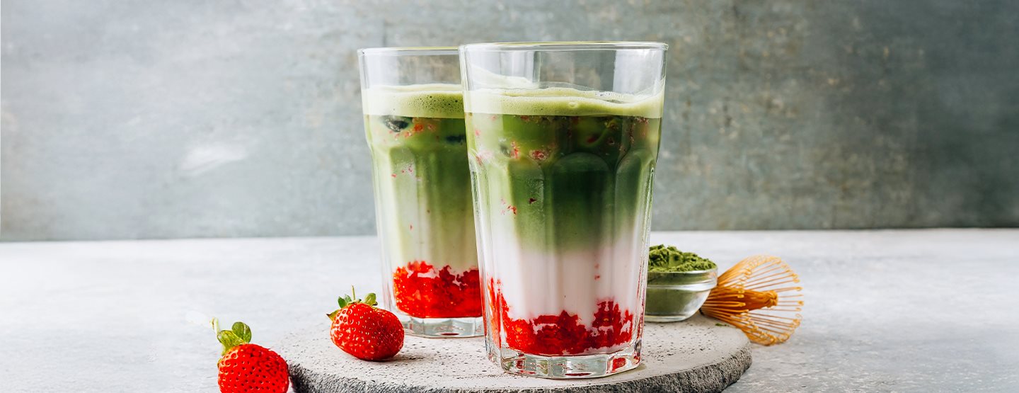 Strawberry Matcha Latte: Băutura trendy de vară pe care o puteți prepara acasă!