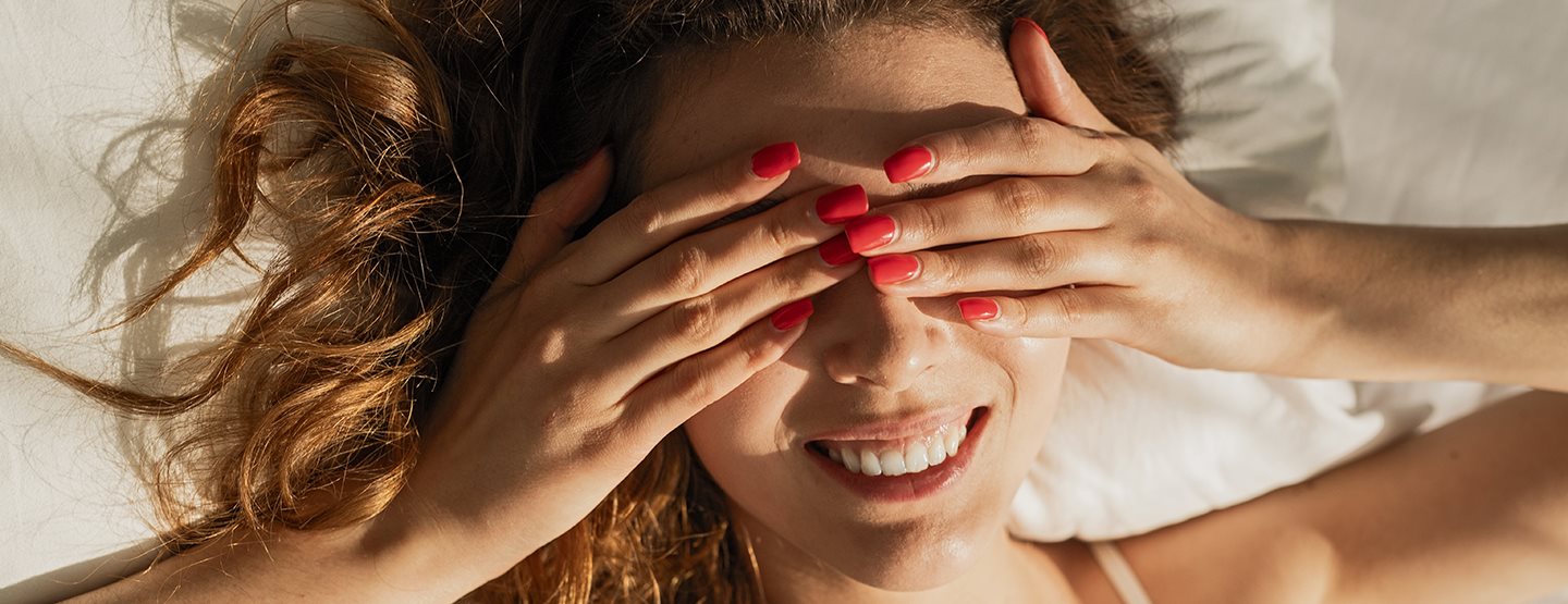 Trend-uri în materie de lacuri de unghii 2022: cele mai frumoase look-uri și culori