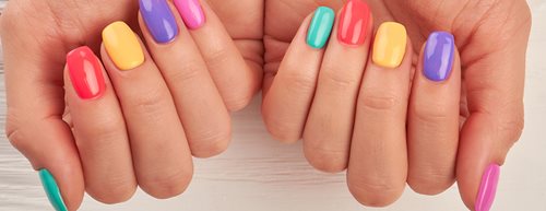 Indie Nails: fiți artistul unghiilor voștri!