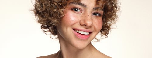 Trend de machiaj „Sunset Blush”: cum să obțineți acest look