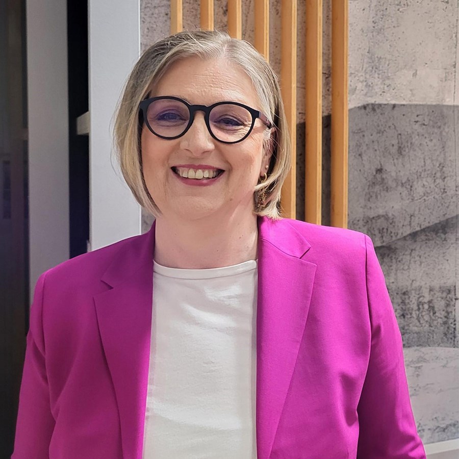 FRUMUSEȚE ACTIVĂ: Revista de la dm